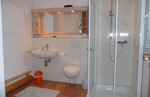 Schonungen Apartment | Feriendomizil mit Sonnenterrasse oberhalb des Mainberger Schlosses