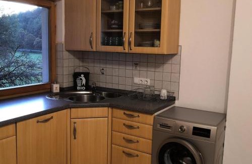 Deuerling Apartment | Ferienhaus am Bach - Deuerling