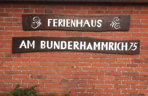 Bunde House | Ferienhaus am Bunderhammrich 25184