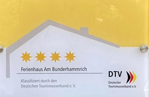 Bunde House | Ferienhaus am Bunderhammrich 25184