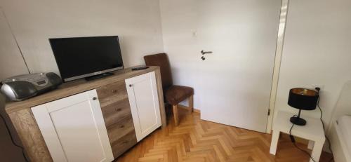 Waltershausen Apartment | Ferienhaus Arno - Thüringer Wald
