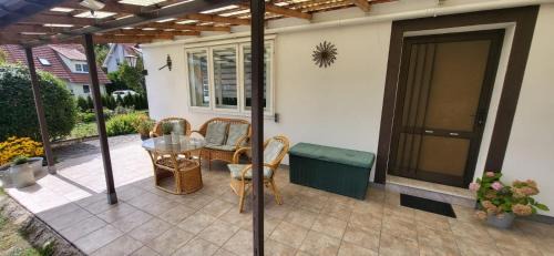 Waltershausen Apartment | Ferienhaus Arno - Thüringer Wald
