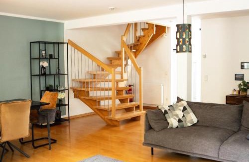 Herrsching am Ammersee House | Ferienhaus Herle in Seenähe - mit Garten, Kamin & Hund willkommen
