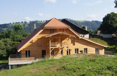 Clos du Doubs Apartment | Ferienhaus Ferme D Alma , Wohnung Moderne