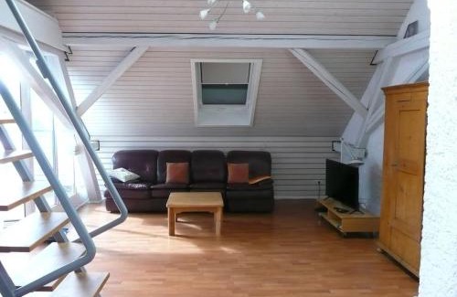 Murg Apartment | Ferienhaus Haus Kellerhof mit zwei Ferienwohnungen und Garten zu verkaufen Kontakt Peter Heubüschl Lörrach