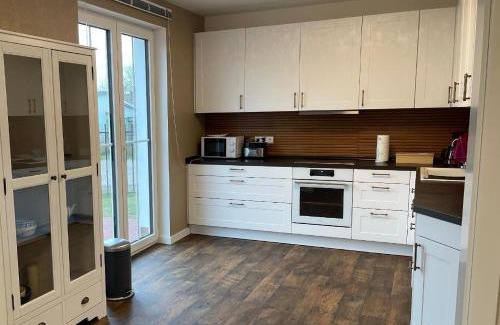 Fehrbellin House | Ferienhaus In Linum Mit Garten, Terrasse Und Grill