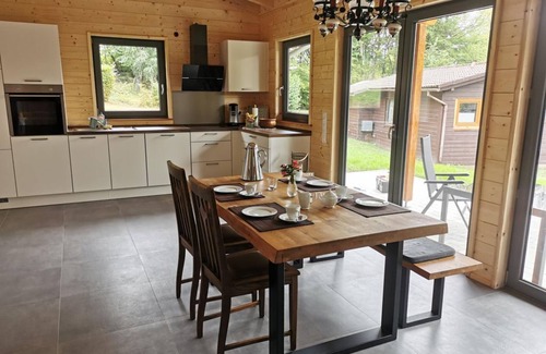 Seck Apartment | Ferienhaus Inari - Ferienhaus, Dusche, WC, Neuwertig