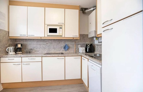 Berumbur House | Ferienhaus Wacholder is located in Berum and is the ideal accommodation for a relaxing vacation.