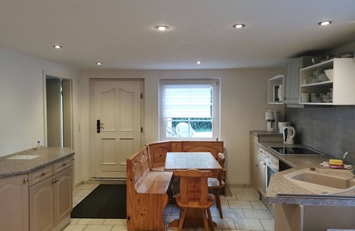 Elmenhorst/Lichtenhagen Apartment | Ferienwohnung bis 6 Pers