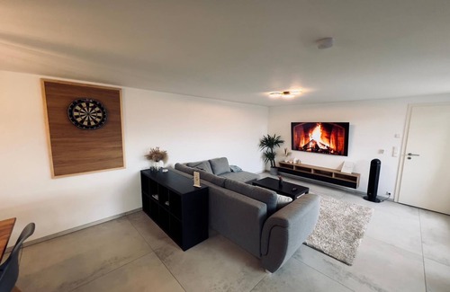 Zwiesel Apartment | Ferienwohnung 90qm in der Natur mit Terrasse und Garten