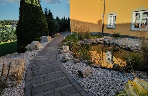 Waldershof Apartment | Ferienwohnung AlpakasvomWeissenstein