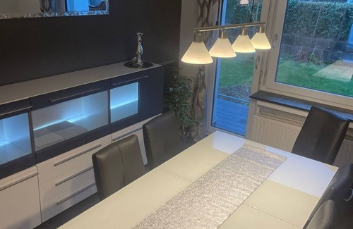 Olpe Apartment | Ferienwohnung/app. für 6 Gäste mit 90m² in Olpe