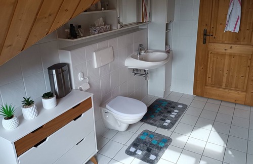 Wolnzach Apartment | Ferienwohnung "dachgeschoss Schmuckstück" - 65qm-herrlicher Ausblick