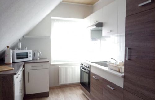 Kneese Dorf Apartment | Ferienwohnung "Dorfidyll"