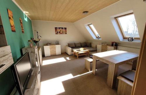 Kneese Dorf Apartment | Ferienwohnung "Dorfidyll"