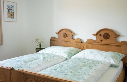 Gruisla Bed & Breakfast | Ferienwohnung EG mit 2 Schlafräumen - Winzerhof Klöckl