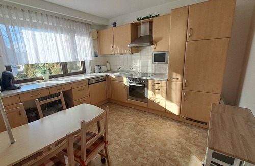 Glott Apartment | Ferienwohnung für bis zu 5 Personen mit Federkernmatratzen, top ausgestattete Küche und vielem Mehr