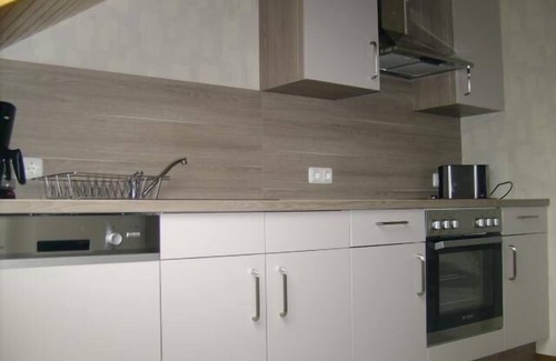 Waldorf Apartment | Ferienwohnung- Freuen