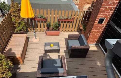 Gera Apartment | Ferienwohnung Gästewohnung mit privater Dachterrasse zentrumsnahe Lage