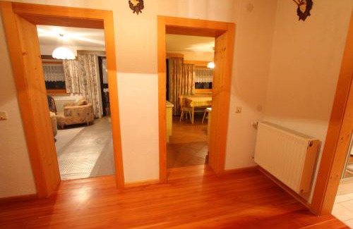 Sillian Apartment | Ferienwohnung Gutwenger