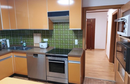 Haus Weitmar Apartment | Ferienwohnung Haus-elsa-bochum, 2-4 Pers +5.pers im EZ , gr. Terrasse