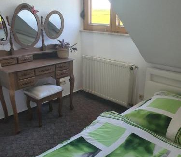 Huefingen Apartment | Ferienwohnung im Schwarzwaldhaus