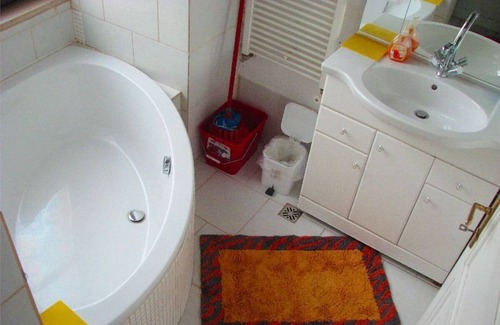 Sankt Ulrich Apartment | Ferienwohnung im Zentrum Wien Fuer 2 bis 4 Personen