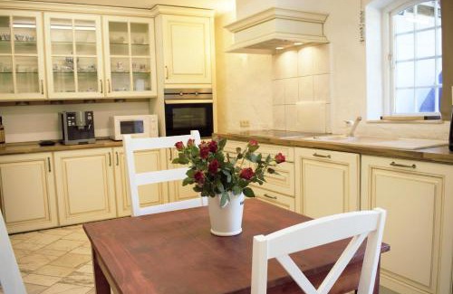 Stadum Apartment | Ferienwohnung Junimond Stadum