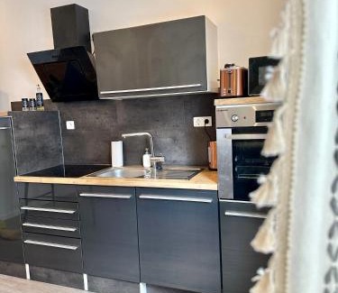 Wolfsbach Apartment | Ferienwohnung Lauri Sommeraktion 2025