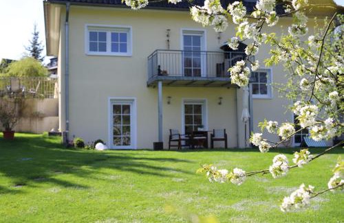 Bad Schlema Apartment | Ferienwohnung Lucia
