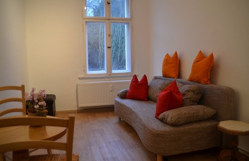 Eberswalde Apartment | Ferienwohnung mit Balkon im Zentrum von Eberwalde