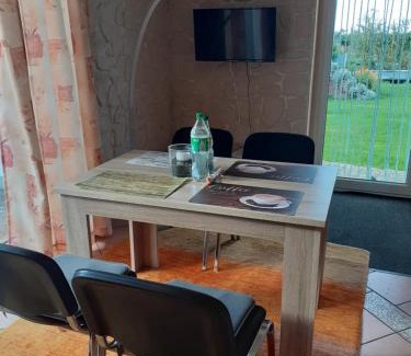 Bentwisch Apartment | Ferienwohnung nahe Rostock bis 8 Personen