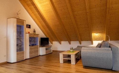 Essing Apartment | Ferienwohnung Schäffer mit Klimaanlage und Freisitz im Garten