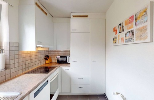 Hirslanden Apartment | Ferienwohnung Skyblue 4