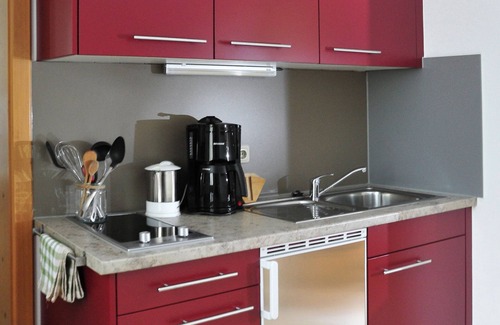 Bad Feilnbach Apartment | Ferienwohnung Sulzberg bis 3 Personen, 1 seperates Schlafzimmer, Erdgeschoss, Südterrasse