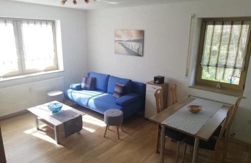 Falkenberg Apartment | Ferienwohnung und Sommerhaus unter der Burg