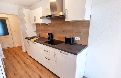 Hilzingen Apartment | Ferienwohnung Walter mit 55qm, 1 Schlafzimmer, 1 Wohn-/schlafzimmer, Max. 4 Personen