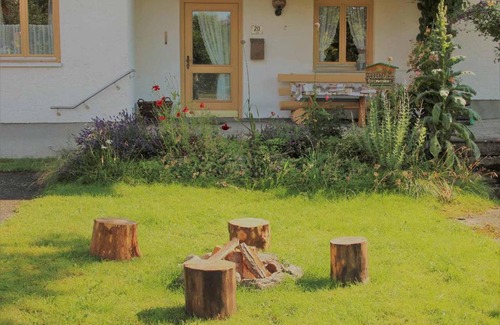 Arnbruck Apartment | Ferienwohnung Weiß