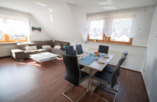 Schwand Apartment | Ferienwohnung Weiher - Nähe Nürnberg/Messe