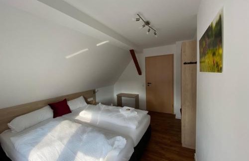Wiesenthal Apartment | Ferienwohnung Zur Rhön Tischlerei