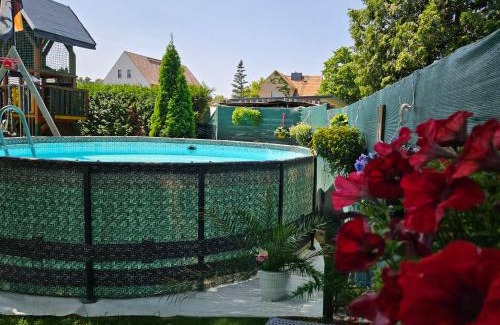 Lauta Apartment | Ferienwohnung *Zur Weinbergstraße*