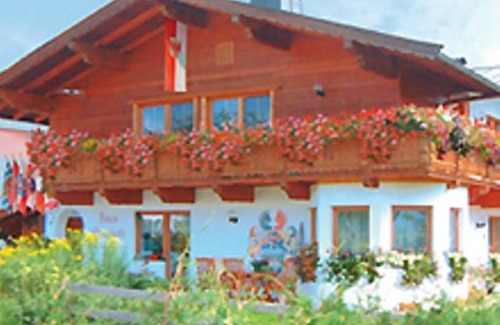 Koessen Apartment | Ferienwohnungen Haus Elisabeth