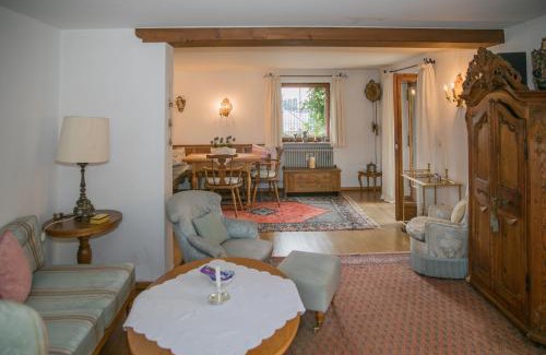 Rottach Apartment | Ferienwohnungen Schnabel im Herzen von Rottach-Egern
