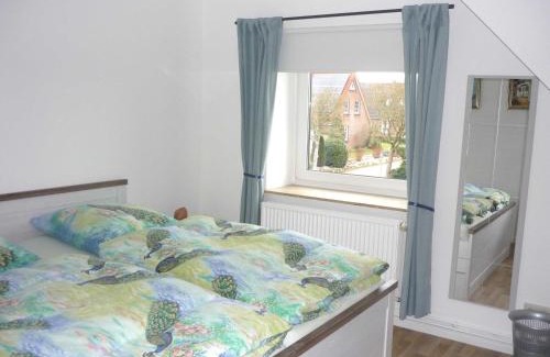 Wanderup Apartment | Ferienwohung Hanl - schöne FeWo mit 2 Schlafzimmern mit TV, Garten und großem Badezimmer