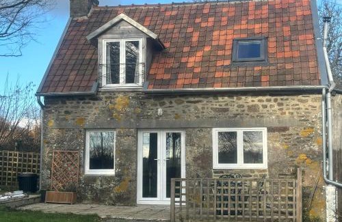 Sourdeval House | Ferme de Noyes Cottage