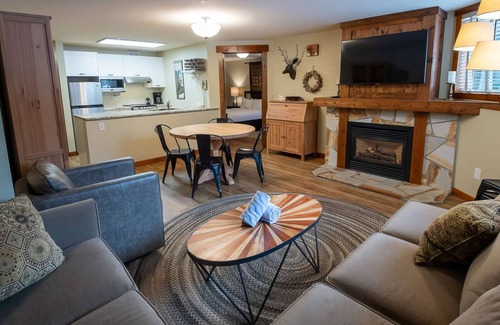 East Kootenay Condo | Fernie - Timberline Lodges Spruce #202