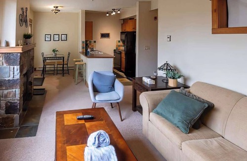 East Kootenay Condo | Fernie - Timberline Lodges King Fir #413