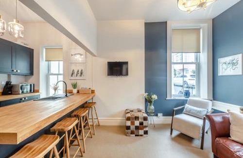 Dartmouth House | Ferrymans Rest