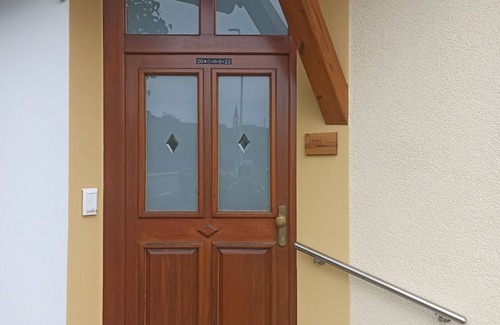 Hallerndorf Apartment | Fewo - Aischblick . ihr Gastgeber mit Herz !