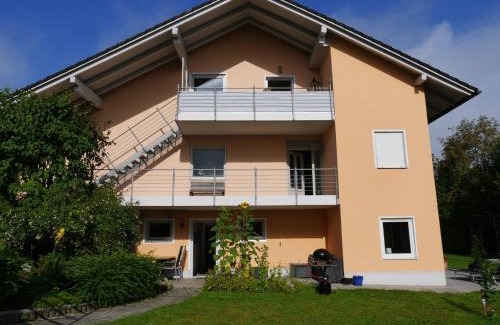 Neukirchen vorm Wald Apartment | FeWo KeDo
